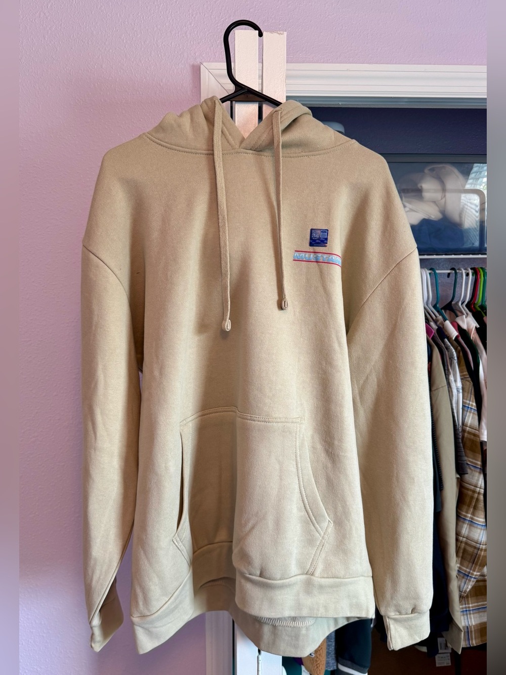 Ford Mustang Men’s Large Tan Hoodie. Roadtrip Collection. NWT